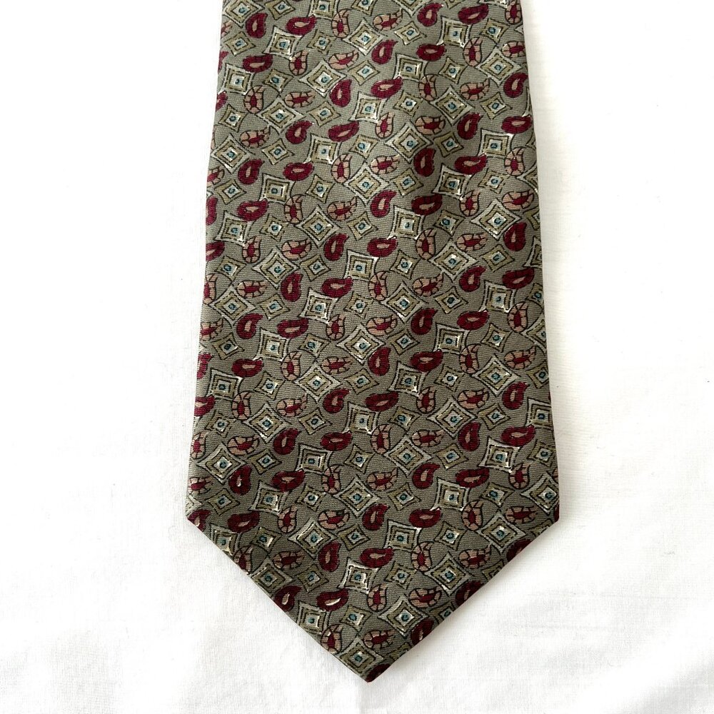 Hunting Horn Italian Classic 100% Silk Tie, Gray with Maroon Red, EC